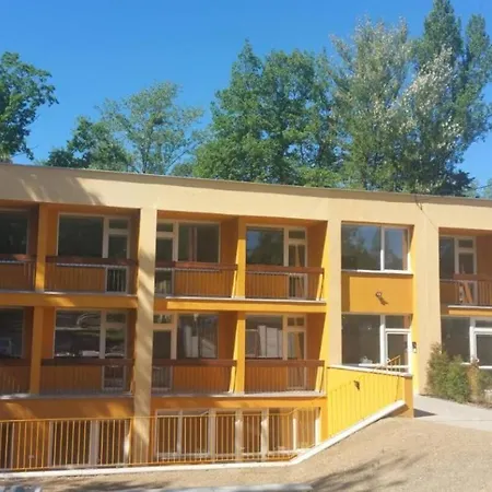 Apartamento New Close To Downtown And Zoo Ostrava